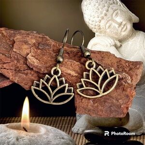 5 For $25💫Sweet Bronzed Lotus Flower Dangles Earrings